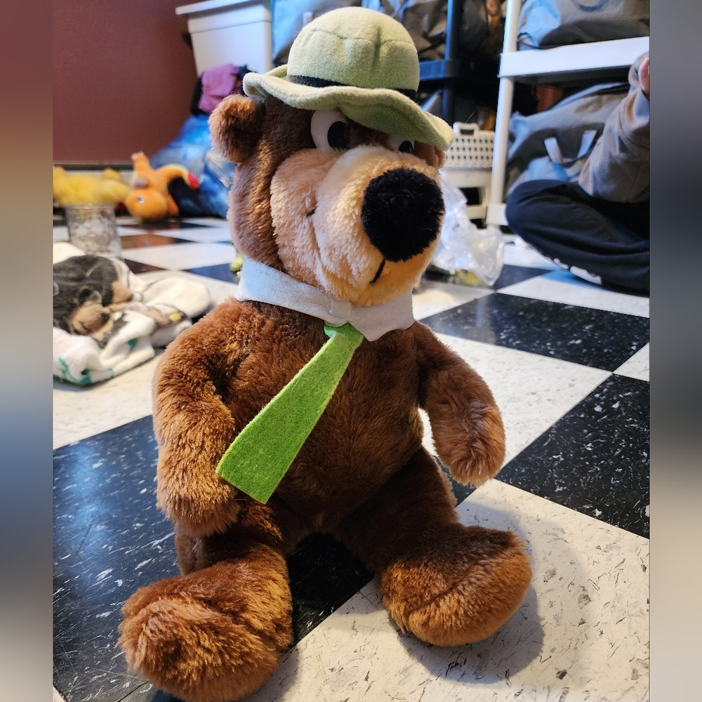 Yogi Bear 1980 Mighty Star Plush